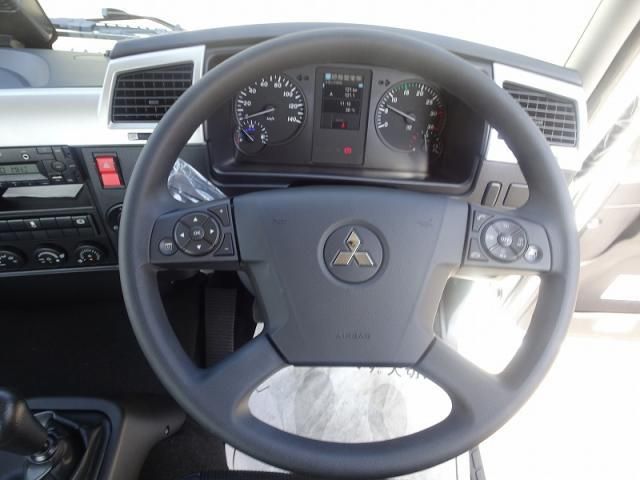 MITSUBISHI FUSOU FIGHTER 2025