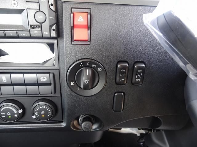 MITSUBISHI FUSOU FIGHTER 2025