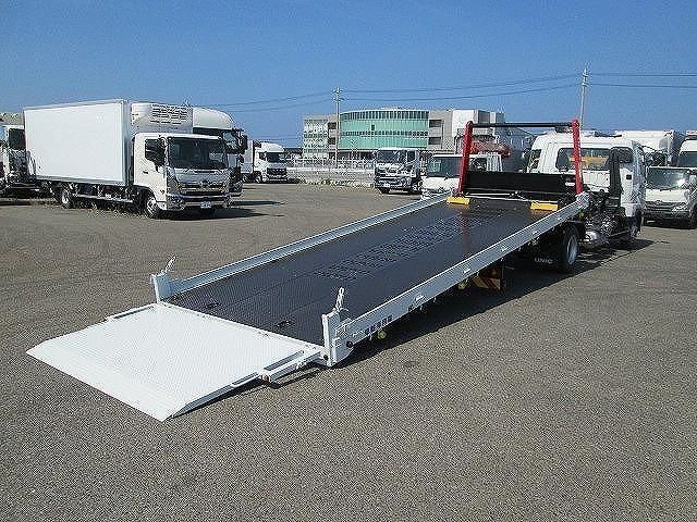 MITSUBISHI FUSOU FIGHTER 2025