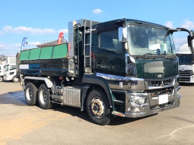 MITSUBISHI FUSOU SUPER GREAT 2018