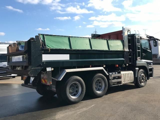 MITSUBISHI FUSOU SUPER GREAT 2018