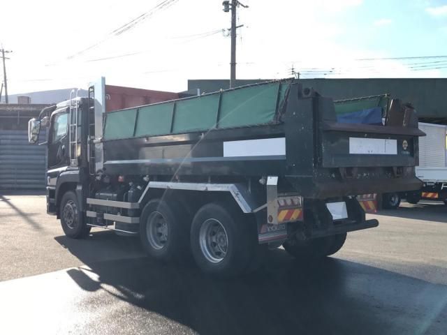 MITSUBISHI FUSOU SUPER GREAT 2018