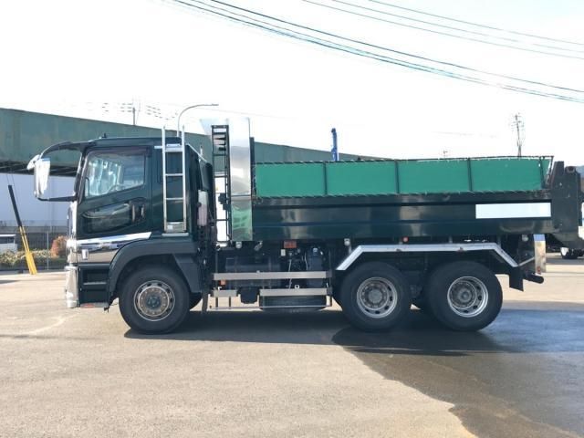 MITSUBISHI FUSOU SUPER GREAT 2018