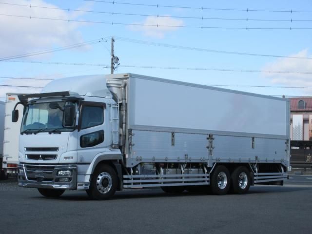 MITSUBISHI FUSOU SUPER GREAT 2016