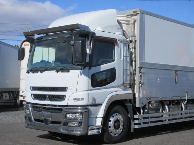 MITSUBISHI FUSOU SUPER GREAT 2016