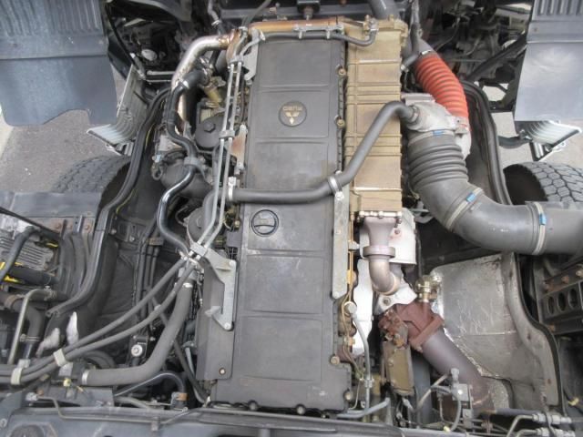 MITSUBISHI FUSOU SUPER GREAT 2016