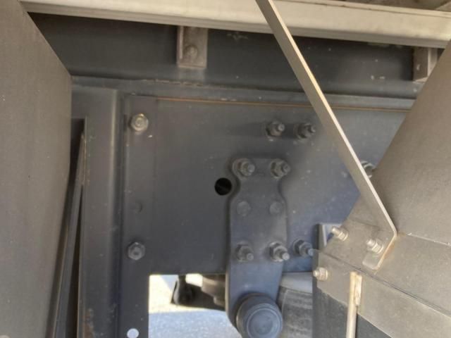 NISSAN DIESEL Quon 2017