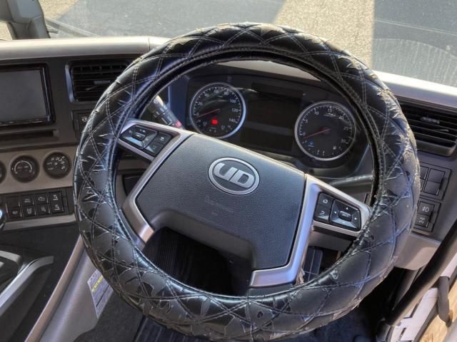 NISSAN DIESEL Quon 2017