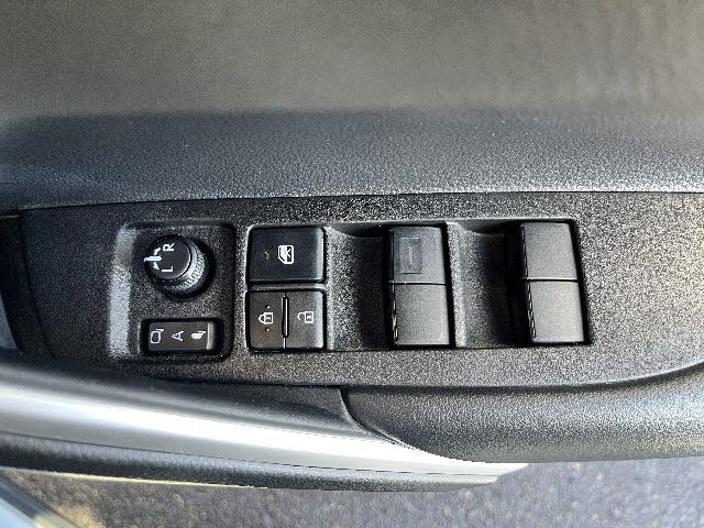 TOYOTA COROLLA CROSS HYBRID 2022