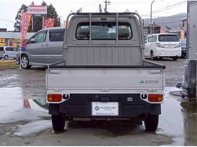 SUBARU SAMBAR truck 4WD 2011