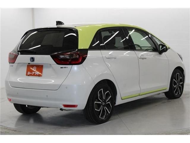 HONDA FIT e:HEV 2021