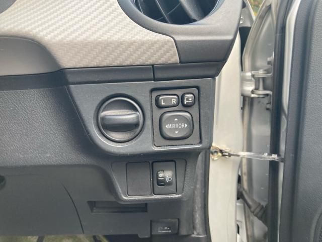 TOYOTA COROLLA AXIO 2014