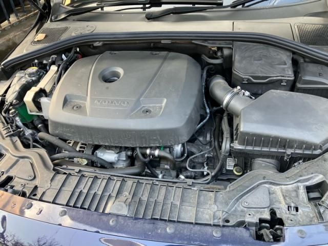 VOLVO VOLVO V60 2016