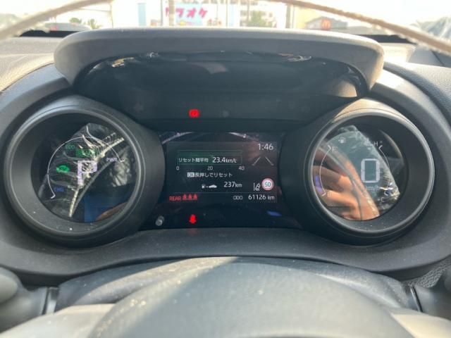 TOYOTA YARIS CROSS HYBRID 2023