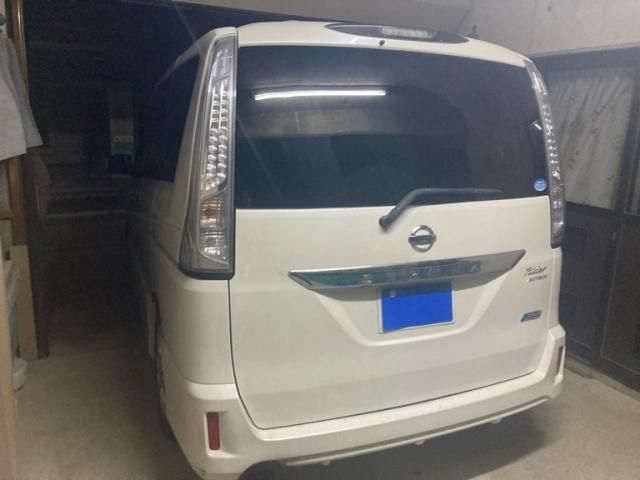NISSAN SERENA  S-HYBRID 2013