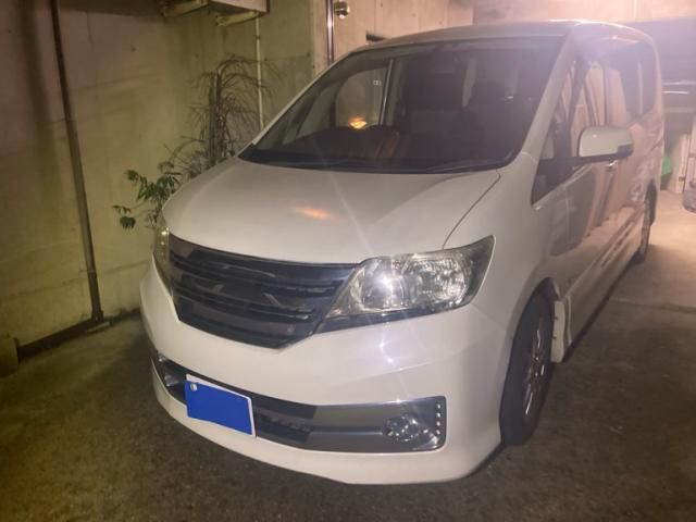 NISSAN SERENA  S-HYBRID 2013