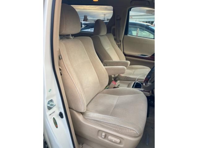 TOYOTA ALPHARD 2008
