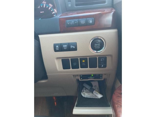TOYOTA ALPHARD 2008