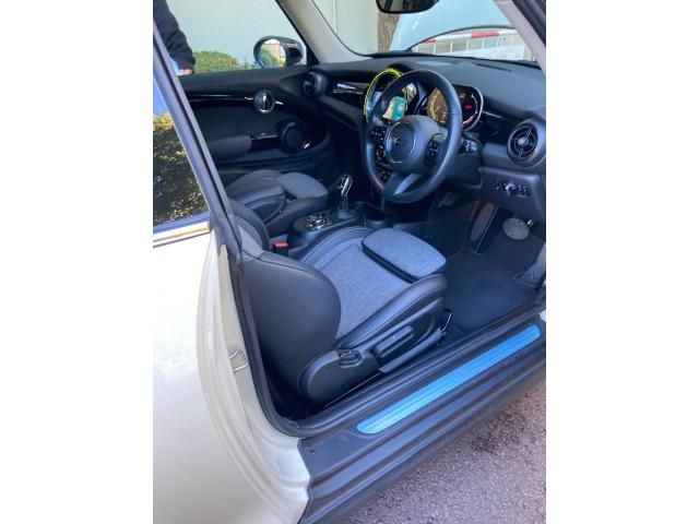 BMW MINI COOPER D 2021