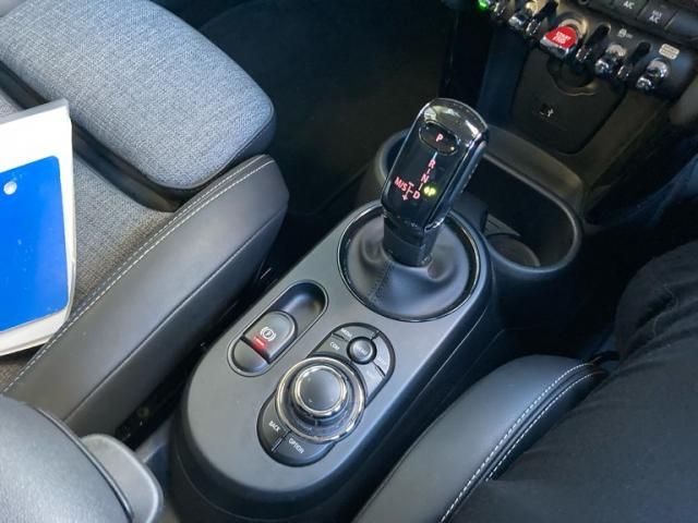 BMW MINI COOPER D 2021