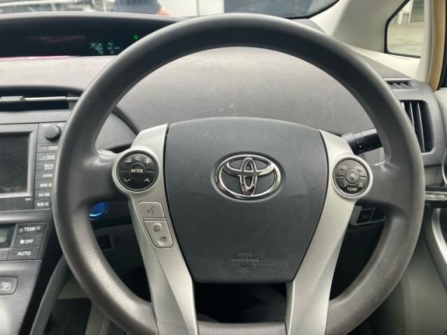 TOYOTA PRIUS 2010