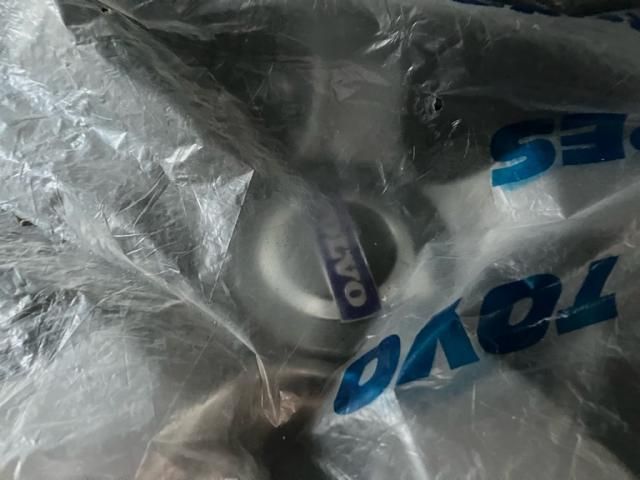 VOLVO VOLVO V40 2015