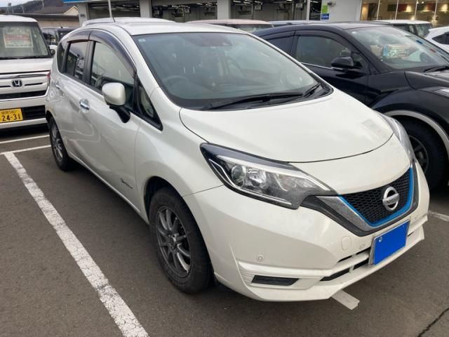 NISSAN NOTE 4WD 2019