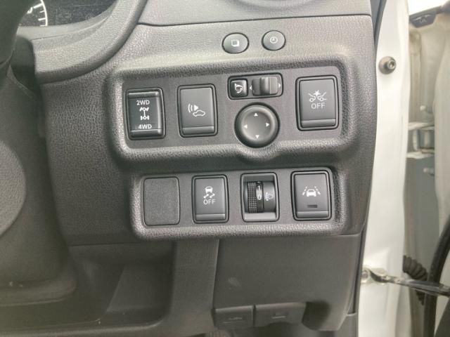 NISSAN NOTE 4WD 2019