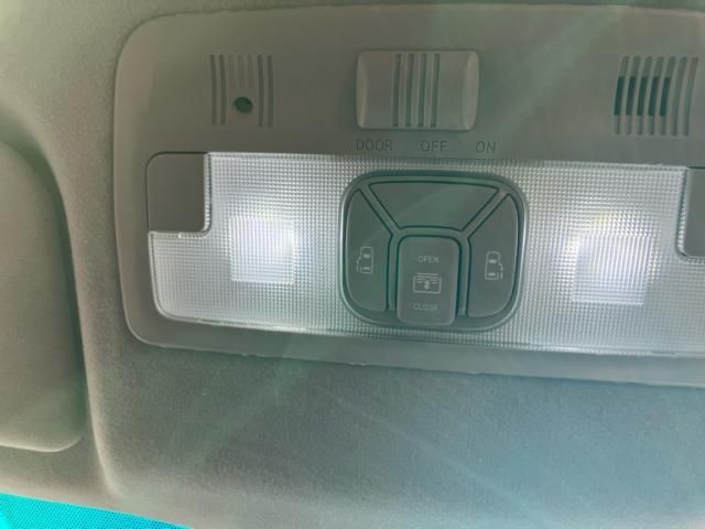 TOYOTA ESTIMA  4WD 2006