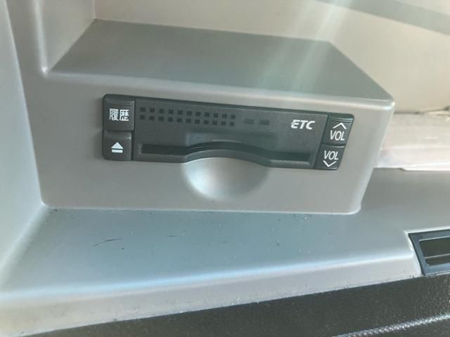 TOYOTA ESTIMA  4WD 2006