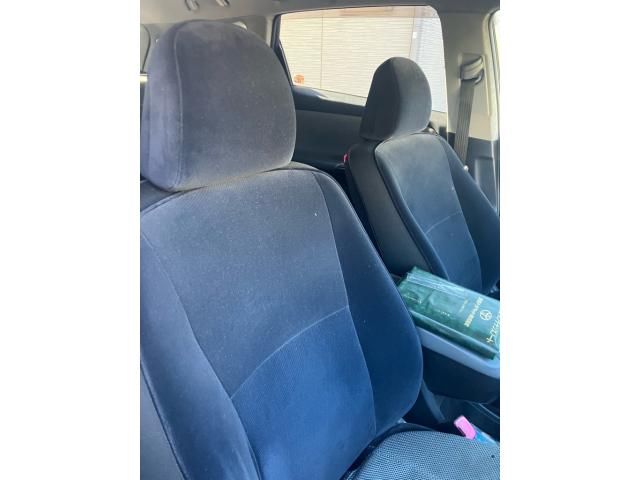 TOYOTA MARK X ZIO 2011