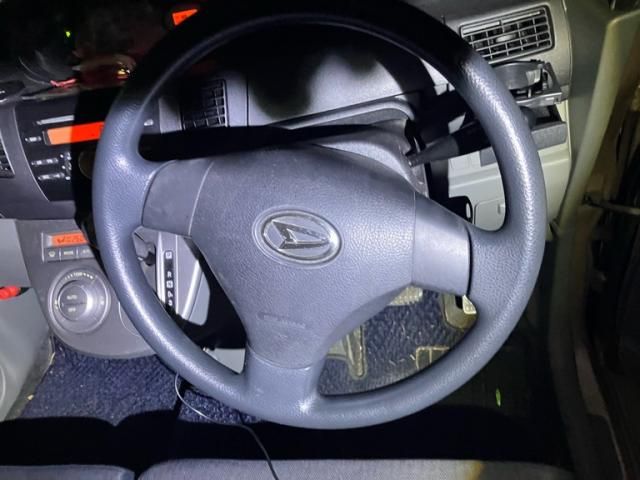 DAIHATSU MOVE 4WD 2009