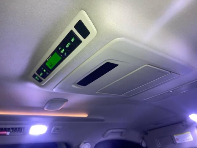 TOYOTA ALPHARD 4WD 2013