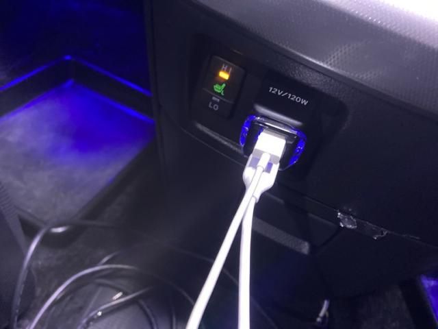 TOYOTA ALPHARD 4WD 2013