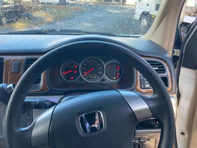 HONDA STEPWAGON 2004