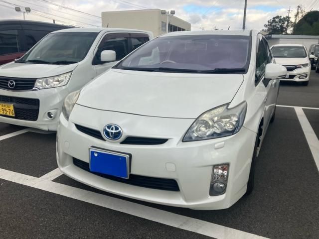 TOYOTA PRIUS 2011