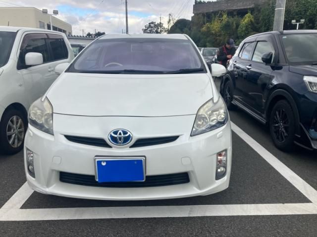 TOYOTA PRIUS 2011