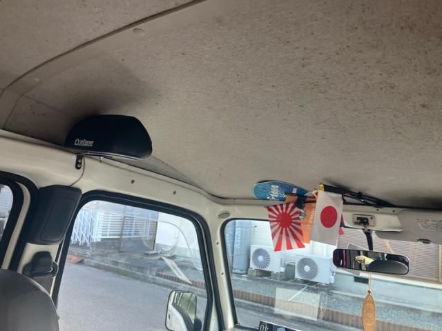 SUBARU SAMBAR van 2002