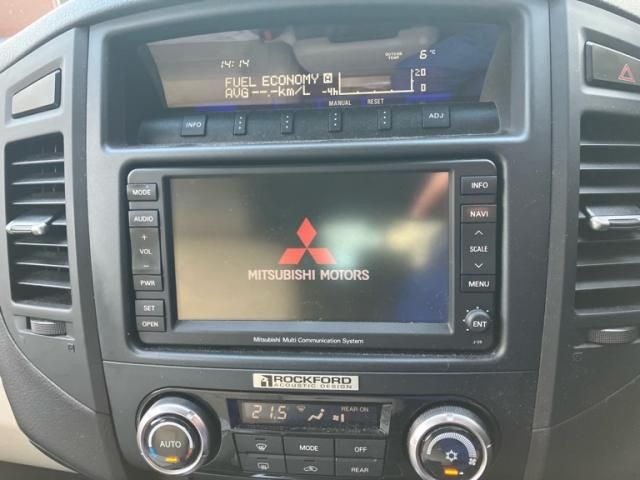 MITSUBISHI PAJERO wagon 2011