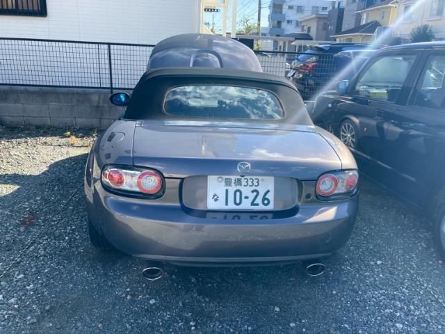 MAZDA ROADSTER 2005