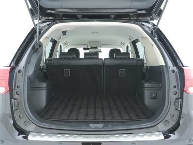 MITSUBISHI OUTLANDER PHEV 2020