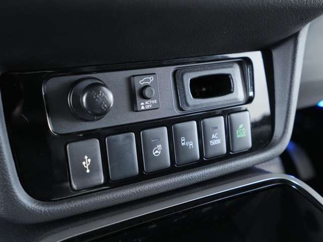 MITSUBISHI OUTLANDER PHEV 2020