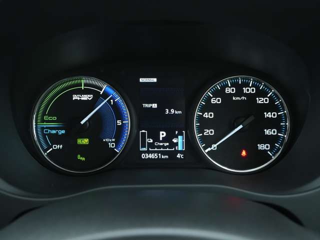 MITSUBISHI OUTLANDER PHEV 2020