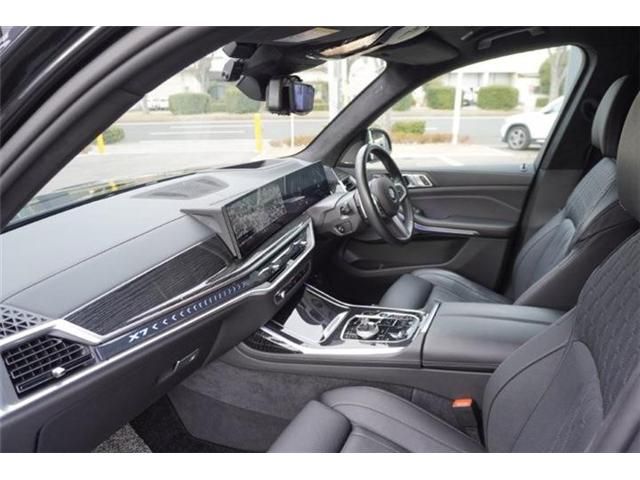 BMW BMW X7 2024