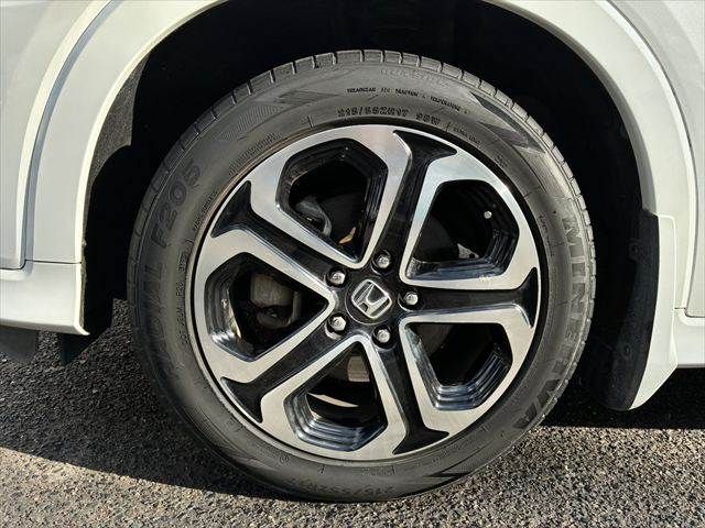 HONDA VEZEL HYBRID 2015