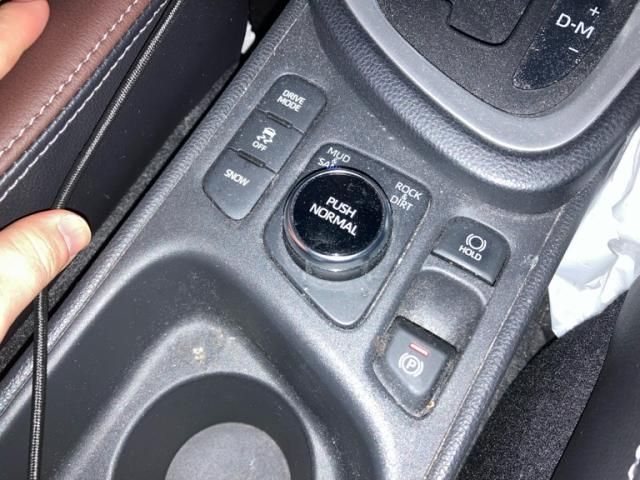 TOYOTA YARIS CROSS 2021