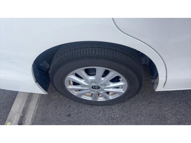 TOYOTA VOXY HYBRID 2019