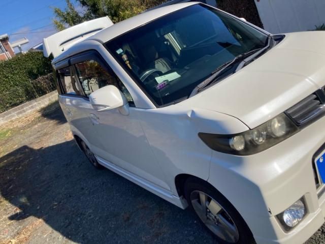 HONDA ZEST SPARK 2009