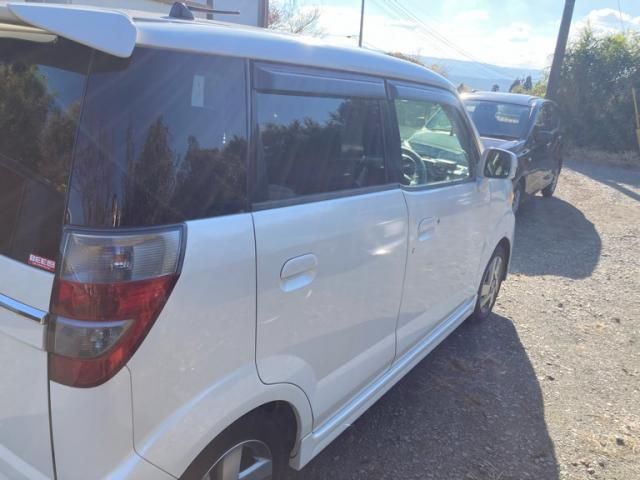 HONDA ZEST SPARK 2009