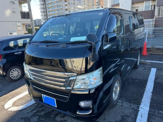 NISSAN NV350 CARAVAN 4WD 2015